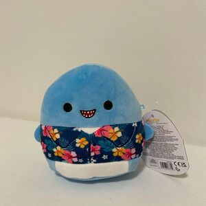 NWT | *RARE* Rey the Shark Hawaiian shirt‎ 5 inch squishmallow plush